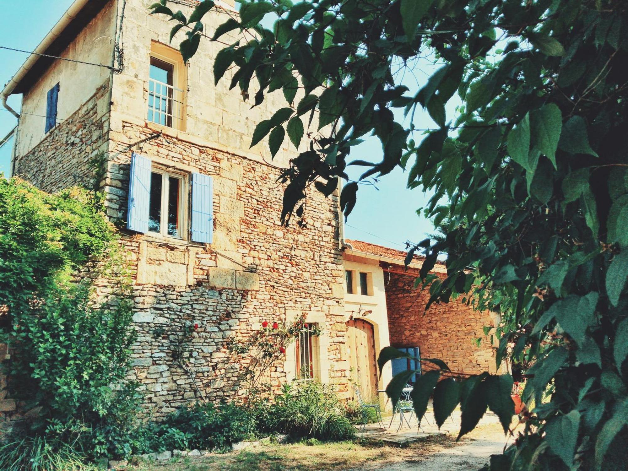 Le Mas De Magneul Marguerittes Εξωτερικό φωτογραφία